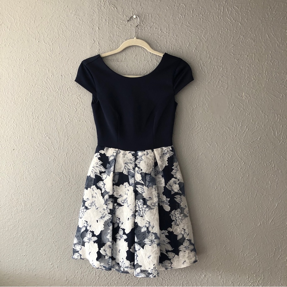 B. Darlin Navy Blue Floral Mini Dress - Size 1/2